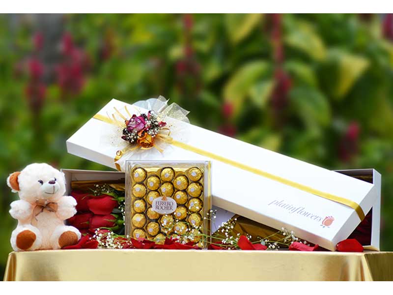 Caja de 24 Rosas más Peluches
